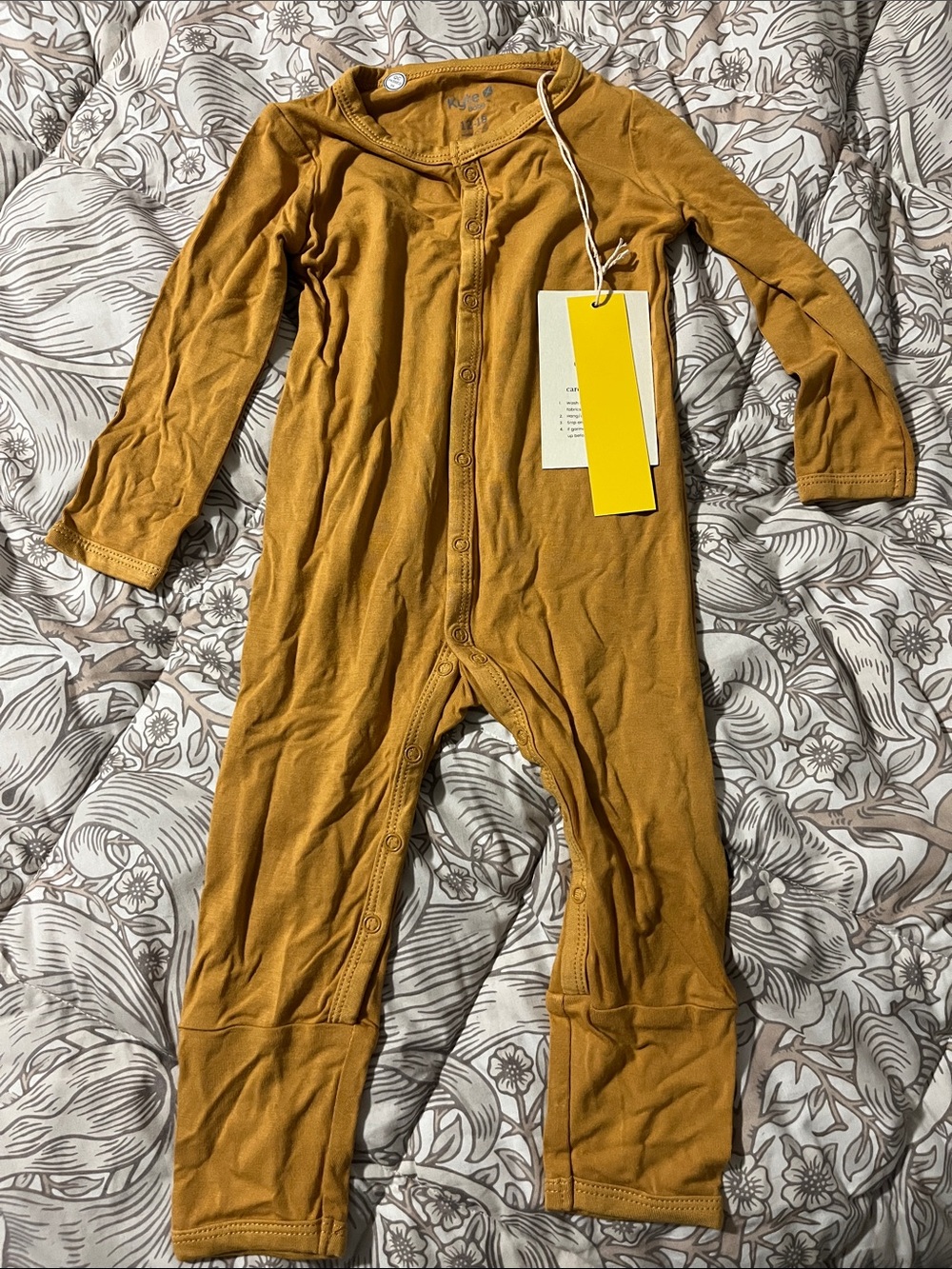 Kyte BABY Mustard Long-Sleeve Snap Romper